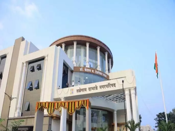 Talegaon में वोटों की गिनती से राजनीतिक माहौल गरमाया, उम्मीदवारों की चिंताएं बढ़ीं। Talegaon में वोटों की गिनती से राजनीतिक माहौल गरमाया, उम्मीदवारों की चिंताएं बढ़ीं।