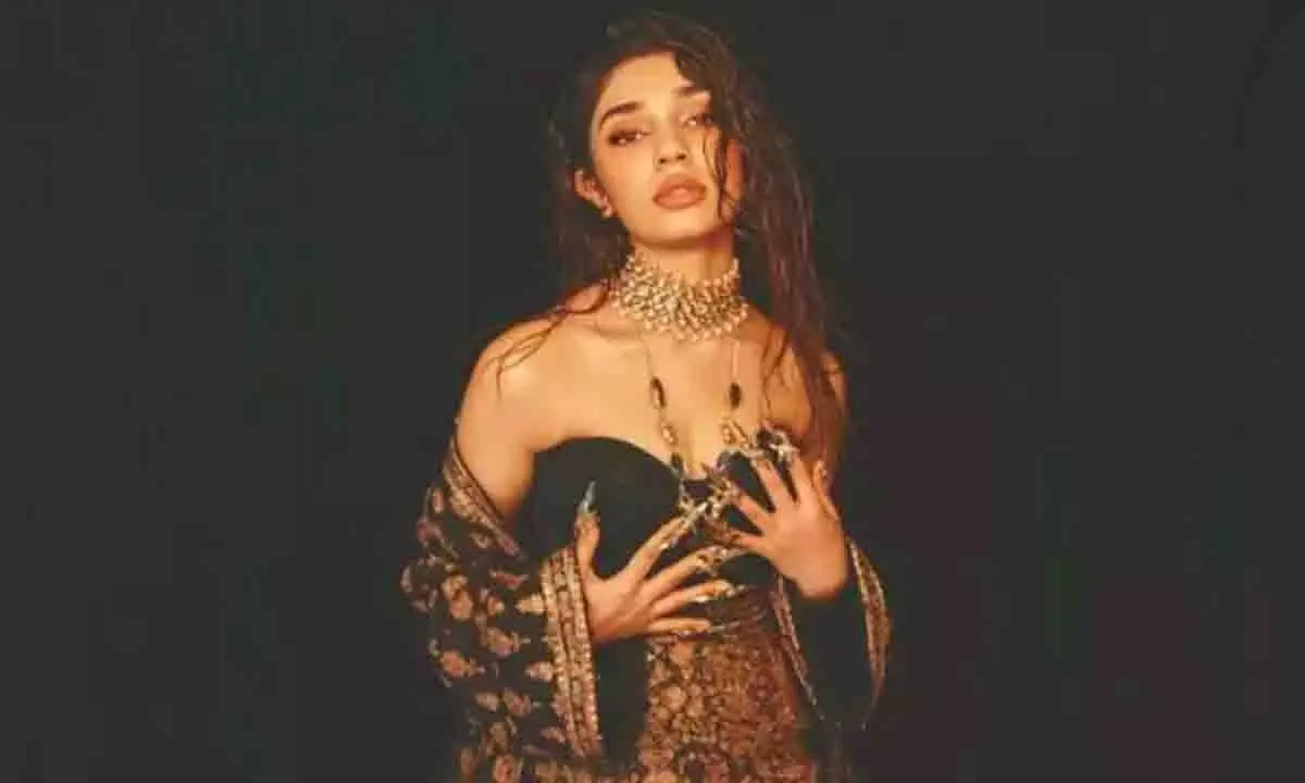 Kriti Shetty बोल्ड नए फोटोशूट में छा गईं Kriti Shetty बोल्ड नए फोटोशूट में छा गईं