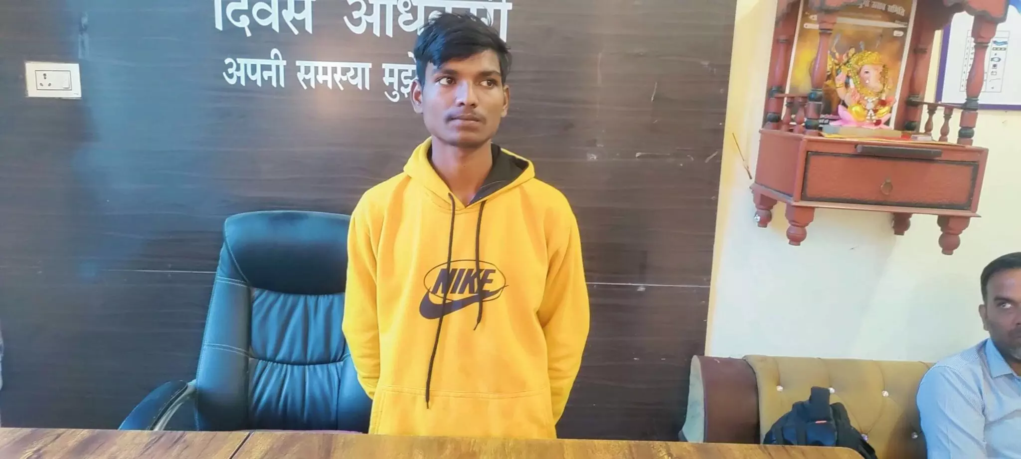 CG BREAKING: 14 वर्षीय नाबालिग बच्ची का अपहरण करने वाला शुभम ठाकुर गिरफ्तार CG BREAKING: 14 वर्षीय नाबालिग बच्ची का अपहरण करने वाला शुभम ठाकुर गिरफ्तार