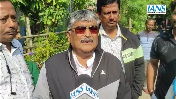 अशित मजूमदार ने न्यायाधीश के फैसलों पर लगाया राजनीतिक पक्षपात का आरोप अशित मजूमदार ने न्यायाधीश के फैसलों पर लगाया राजनीतिक पक्षपात का आरोप