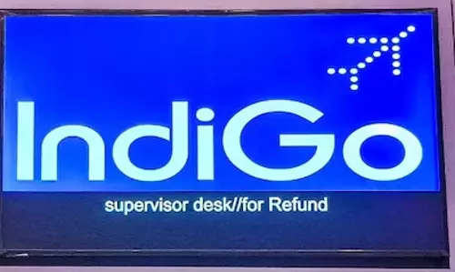 Indigo का फ्लाइट शेड्यूल बिगड़ा, यात्री सुना रहे खरी-खोटी Indigo का फ्लाइट शेड्यूल बिगड़ा, यात्री सुना रहे खरी-खोटी