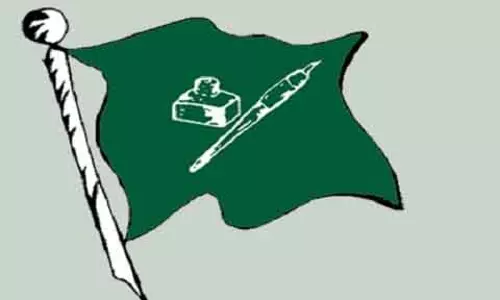 PDP ने LG से जम्मू-कश्मीर में ऊपरी आयु सीमा बढ़ाने के प्रस्ताव को मंजूरी देने की अपील की