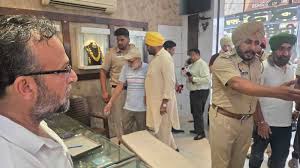 Ludhiana : अलग-अलग जबरन वसूली कॉल में सुनार और रियल एस्टेट कारोबारी को धमकी दी गई