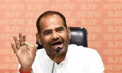 बिधूड़ी ने केंद्र से 351 सड़कों के लिए सीएलयू को मंजूरी देने का आग्रह किया बिधूड़ी ने केंद्र से 351 सड़कों के लिए सीएलयू को मंजूरी देने का आग्रह किया