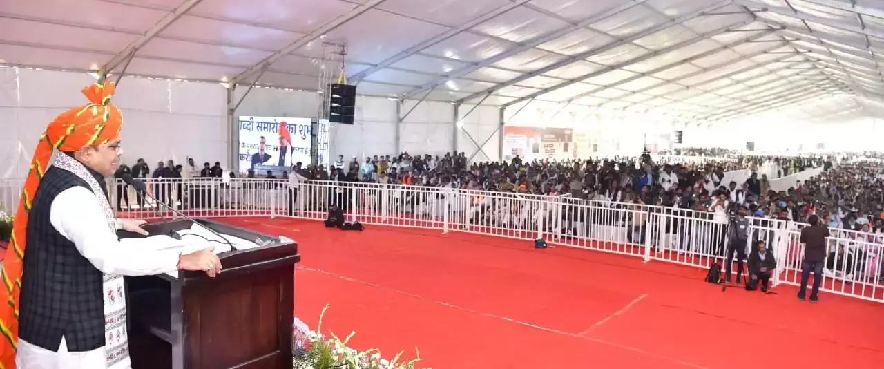 Sriganganagar: मुख्यमंत्री ने कांग्रेस को दिया भरोसा, यमुना का पानी शेखावाटी तक Sriganganagar: मुख्यमंत्री ने कांग्रेस को दिया भरोसा, यमुना का पानी शेखावाटी तक