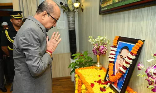 राज्यपाल डेका ने डॉ अंबेडकर की पुण्यतिथि पर किया नमन