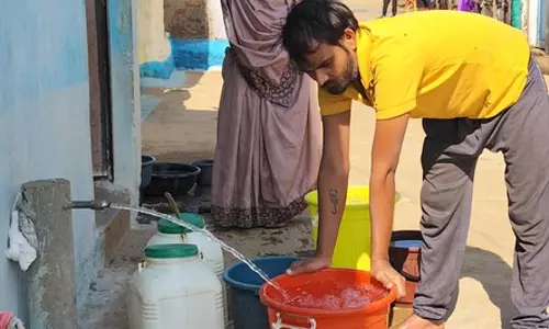 मध्य प्रदेश: डिंडोरी जिले के बोंदर गांव में नल से मिलने लगा जल, ग्रामीण खुश