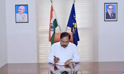 कर्नाटक की कानून-व्यवस्था पर HM परमेश्वर का बड़ा बयान कर्नाटक की कानून-व्यवस्था पर HM परमेश्वर का बड़ा बयान