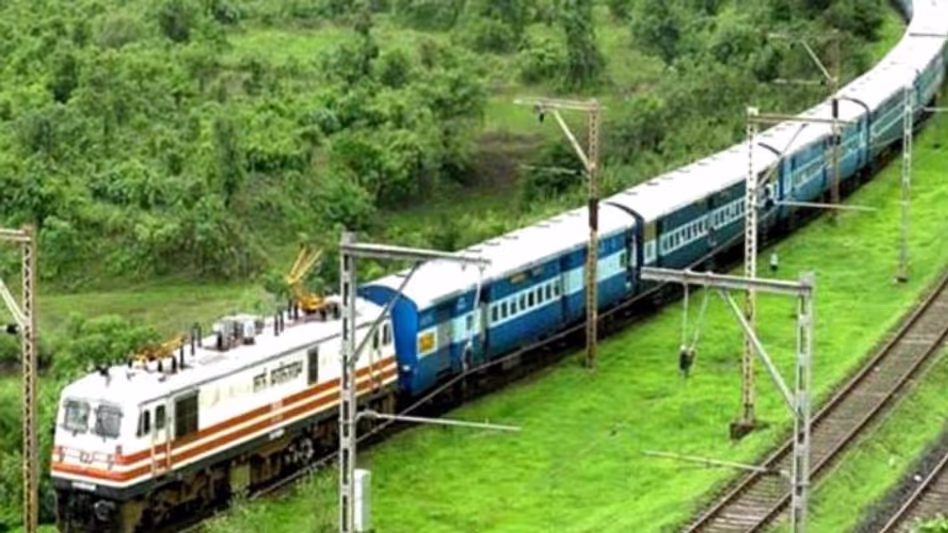 Jabalpur: रेलवे ने शुरू की गोरखपुर-लोकमान्य तिलक टर्मिनस विशेष ट्रेन सेवा Jabalpur: रेलवे ने शुरू की गोरखपुर-लोकमान्य तिलक टर्मिनस विशेष ट्रेन सेवा