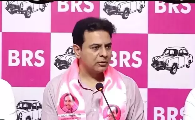 KTR ने सत्ता के केंद्रीकरण का हवाला देते हुए एविएशन में फैली अव्यवस्था की आलोचना KTR ने सत्ता के केंद्रीकरण का हवाला देते हुए एविएशन में फैली अव्यवस्था की आलोचना