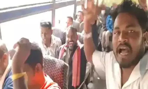 छत्तीसगढ़िया क्रांति सेना के 12 कार्यकर्ता गिरफ्तार, प्रदर्शन पर पुलिस का एक्शन छत्तीसगढ़िया क्रांति सेना के 12 कार्यकर्ता गिरफ्तार, प्रदर्शन पर पुलिस का एक्शन