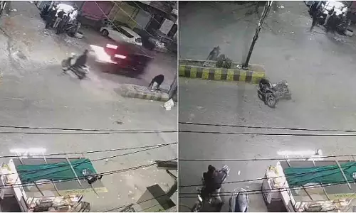 टोंक में तेज़ रफ़्तार SUV ने स्कूटर को टक्कर मारी, सवार 5 फ़ीट हवा में उछला टोंक में तेज़ रफ़्तार SUV ने स्कूटर को टक्कर मारी, सवार 5 फ़ीट हवा में उछला