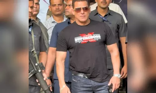 Salman ने ‘गलवान’ की शूटिंग खत्म करने के एक दिन बाद क्लीन शेव लुक में दिखे