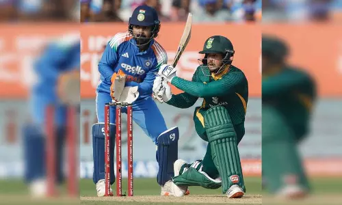 IND vs SA: क्विंटन डी कॉक का शतक, दक्षिण अफ्रीका ने भारत को दिया 271 रन का लक्ष्य