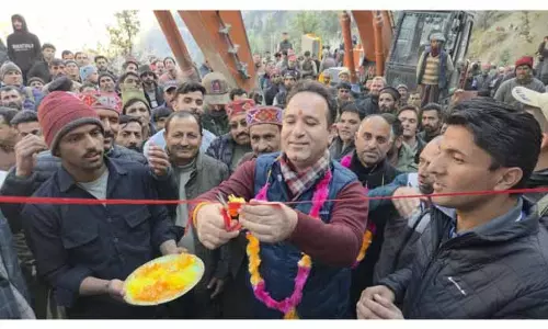 Sunil ने पद्दर नागसेनी के लिए प्रतिष्ठित कनेक्टिविटी प्रोजेक्ट का शिलान्यास किया