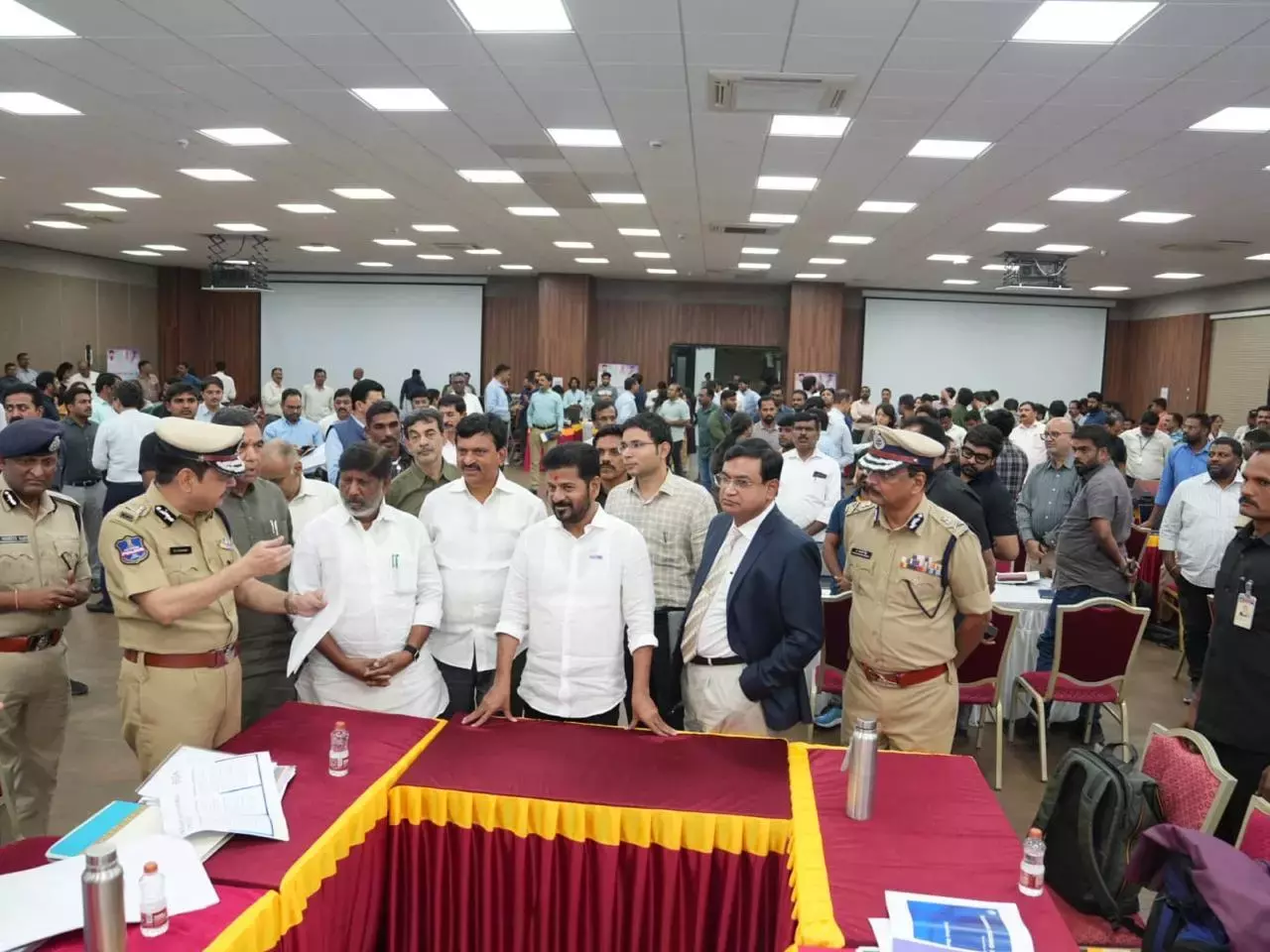 Telangana राइजिंग समिट पूरी तरह से आर्थिक बैठक होगी रेवंत