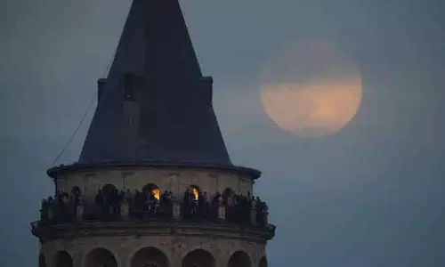 दक्षिणी Türkiye में बस-लॉरी टक्कर में सात की मौत, 11 घायल