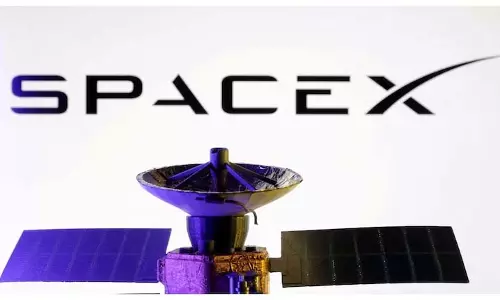 मस्क की SpaceX रिकॉर्ड वैल्यूएशन और 2026 तक IPO लाने पर चर्चा कर रही है। मस्क की SpaceX रिकॉर्ड वैल्यूएशन और 2026 तक IPO लाने पर चर्चा कर रही है।