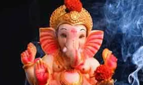 Akhurath Sankashti , बप्पा को चढ़ाएं उनकी पसंदीदा चीजें, धन-दौलत का आशीर्वाद मिलेगा Akhurath Sankashti , बप्पा को चढ़ाएं उनकी पसंदीदा चीजें, धन-दौलत का आशीर्वाद मिलेगा