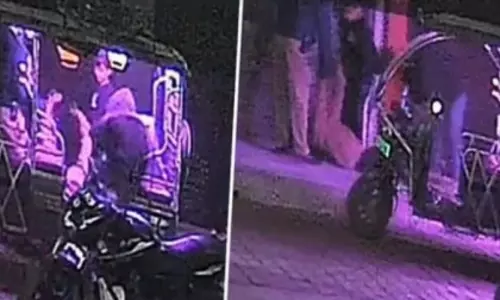 CCTV फुटेज से खुली पोल, पुलिसकर्मी संदिग्ध तरीके से लाश ले जाते दिखे