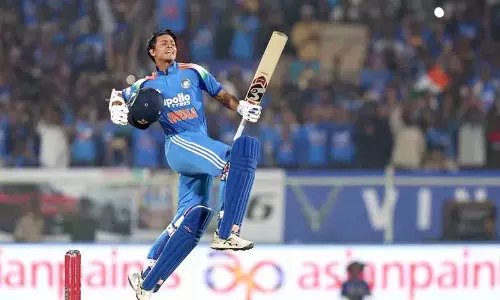 जैसवाल रोहित कुलदीप ने भारत को 2-1 से Series जिताई जैसवाल रोहित कुलदीप ने भारत को 2-1 से Series जिताई
