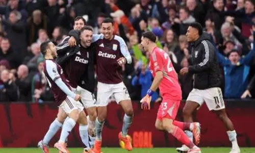 Premier League: एस्टन विला ने टेबल-टॉपर आर्सेनल को 2-1 से हराया Premier League: एस्टन विला ने टेबल-टॉपर आर्सेनल को 2-1 से हराया