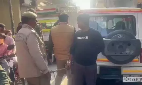 कलयुगी बेटे ने मां की हत्या, थाने में किया सरेंडर