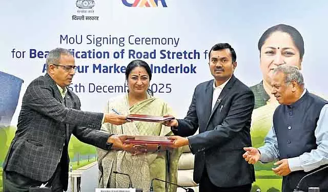 Delhi सरकार ने CSR के तहत सड़कों और फ्लाईओवर के रखरखाव के लिए कंपनियों को शामिल किया Delhi सरकार ने CSR के तहत सड़कों और फ्लाईओवर के रखरखाव के लिए कंपनियों को शामिल किया