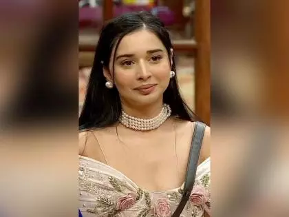BB 19 की तान्या मित्तल की शानदार लाइफस्टाइल ने फैंस को किया हैरान BB 19 की तान्या मित्तल की शानदार लाइफस्टाइल ने फैंस को किया हैरान