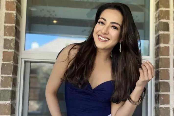 Catherine Tresa जेसन संजय की सिग्मा में एक स्पेशल गाने के लिए लिया गया Catherine Tresa जेसन संजय की सिग्मा में एक स्पेशल गाने के लिए लिया गया