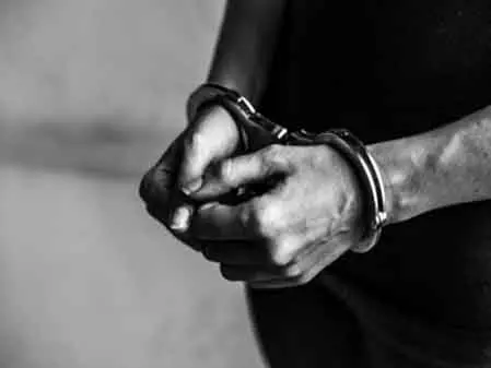 उत्तर प्रदेश के व्यक्ति को Odisha निवासी को ऑनलाइन स्कैम में धोखा देने के आरोप में गिरफ्तार उत्तर प्रदेश के व्यक्ति को Odisha निवासी को ऑनलाइन स्कैम में धोखा देने के आरोप में गिरफ्तार