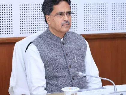 त्रिपुरा CM साहा ने लोकल कच्चे माल से इंडस्ट्री को बढ़ावा देने पर जोर दिया त्रिपुरा CM साहा ने लोकल कच्चे माल से इंडस्ट्री को बढ़ावा देने पर जोर दिया
