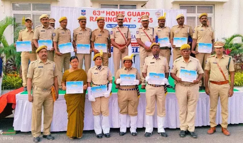 Home Guards की सेवाएं अमूल्य हैं: एसपी नरसिम्हा Home Guards की सेवाएं अमूल्य हैं: एसपी नरसिम्हा