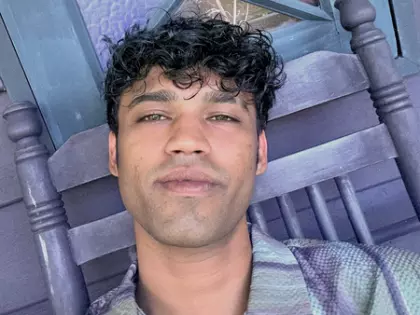 Babil Khan ने अनजान जगह से दिसंबर की आरामदायक तस्वीरें शेयर कीं Babil Khan ने अनजान जगह से दिसंबर की आरामदायक तस्वीरें शेयर कीं