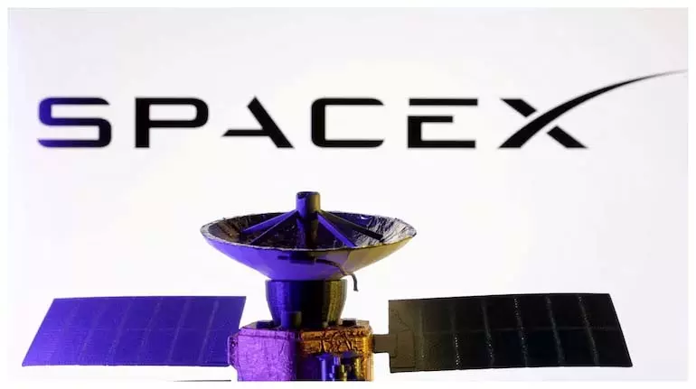 मस्क की SpaceX रिकॉर्ड वैल्यूएशन और 2026 तक IPO लाने पर चर्चा कर रही है। मस्क की SpaceX रिकॉर्ड वैल्यूएशन और 2026 तक IPO लाने पर चर्चा कर रही है।