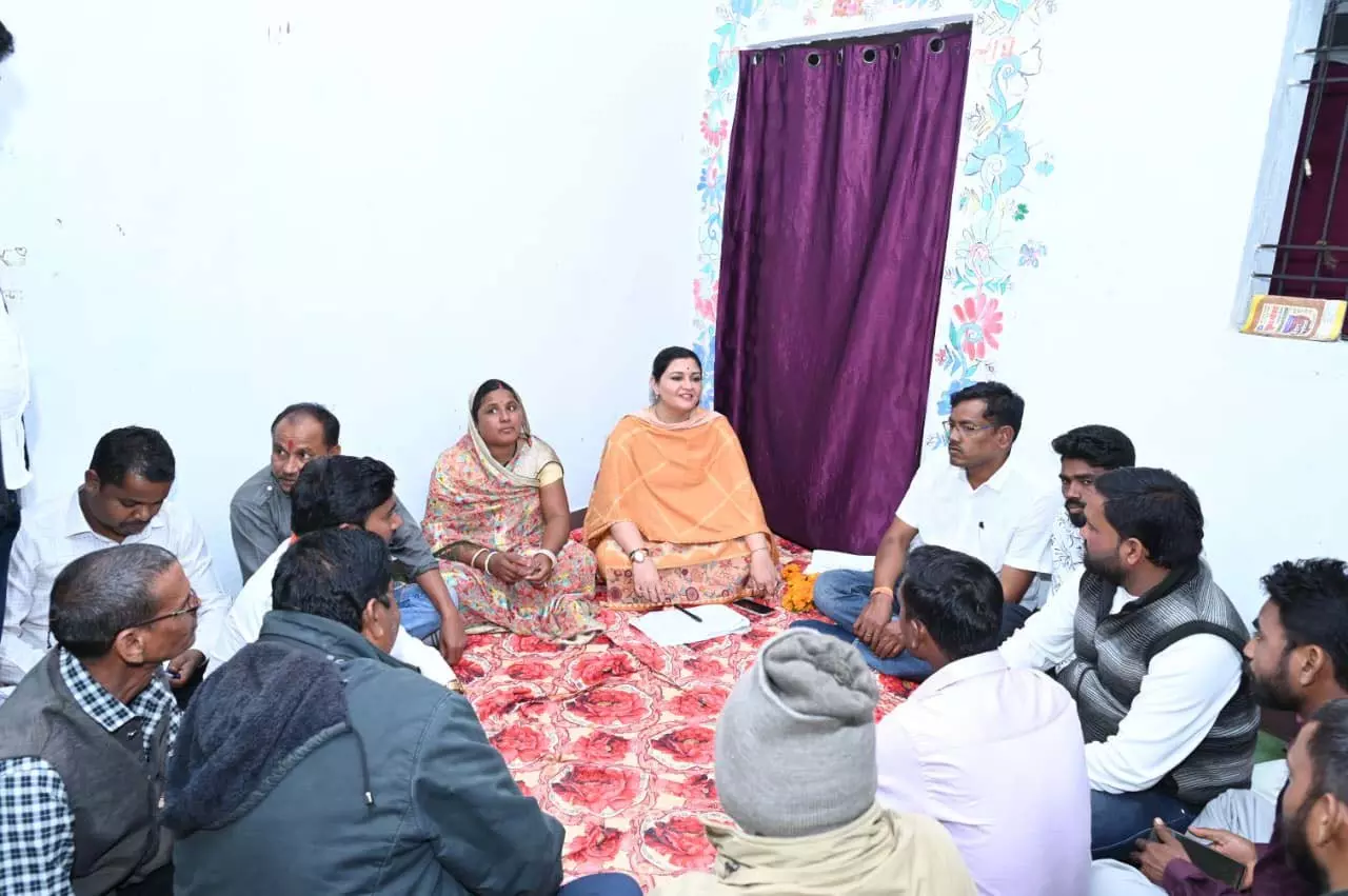 विधायक भावना बोहरा ने SIR बैठक में जागरूकता पर दिए दिशा-निर्देश विधायक भावना बोहरा ने SIR बैठक में जागरूकता पर दिए दिशा-निर्देश