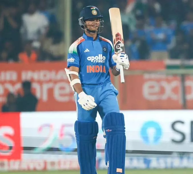 IND vs SA 3rd ODI: यशस्वी जायसवाल का पहला शतक, भारत सीरीज जीत की ओर IND vs SA 3rd ODI: यशस्वी जायसवाल का पहला शतक, भारत सीरीज जीत की ओर