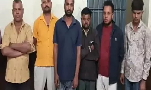 8 जुआरी गिरफ्तार, खेत में घेराबंदी कर पुलिस ने सभी को दबोचा