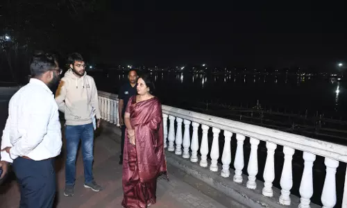 मेयर मीनल चौबे ने ठेकेदार को ब्लैक लिस्टेड करने के दिए निर्देश