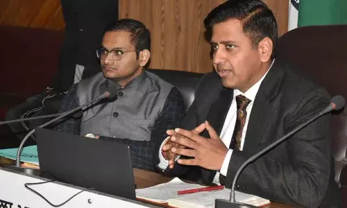 Jalandhar: डीसी ने जिले में राजमार्ग परियोजनाओं की प्रगति की समीक्षा की Jalandhar: डीसी ने जिले में राजमार्ग परियोजनाओं की प्रगति की समीक्षा की