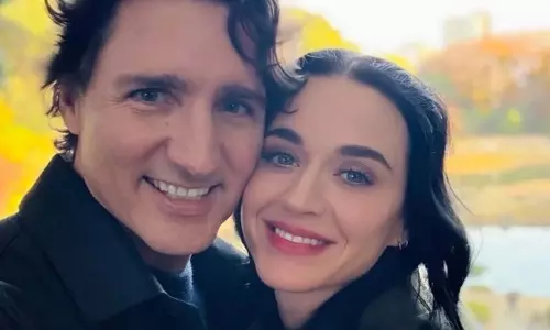 Katy Perry और जस्टिन ट्रूडो टोक्यो की तस्वीरों के साथ इंस्टाग्राम पर ऑफिशियल हो गए। Katy Perry और जस्टिन ट्रूडो टोक्यो की तस्वीरों के साथ इंस्टाग्राम पर ऑफिशियल हो गए।