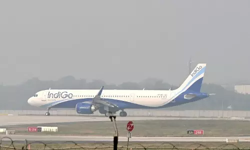 IndiGo ने फ्लाइट देरी संकट के लिए हाई-लेवल क्राइसिस टीम बनाई IndiGo ने फ्लाइट देरी संकट के लिए हाई-लेवल क्राइसिस टीम बनाई