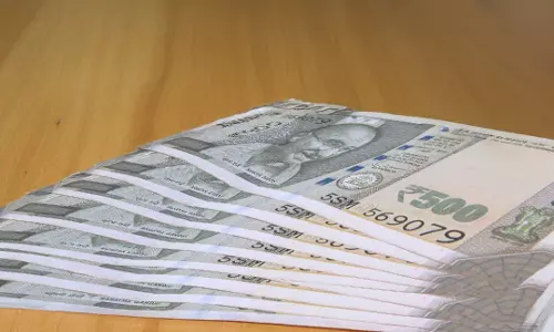 जन धन खातों में अब 2.75 लाख करोड़ रुपये हैं