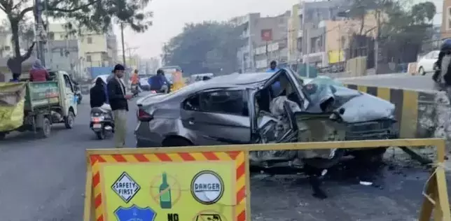 Hyderabad : लालपेट में सड़क हादसे में दो युवकों की मौत
