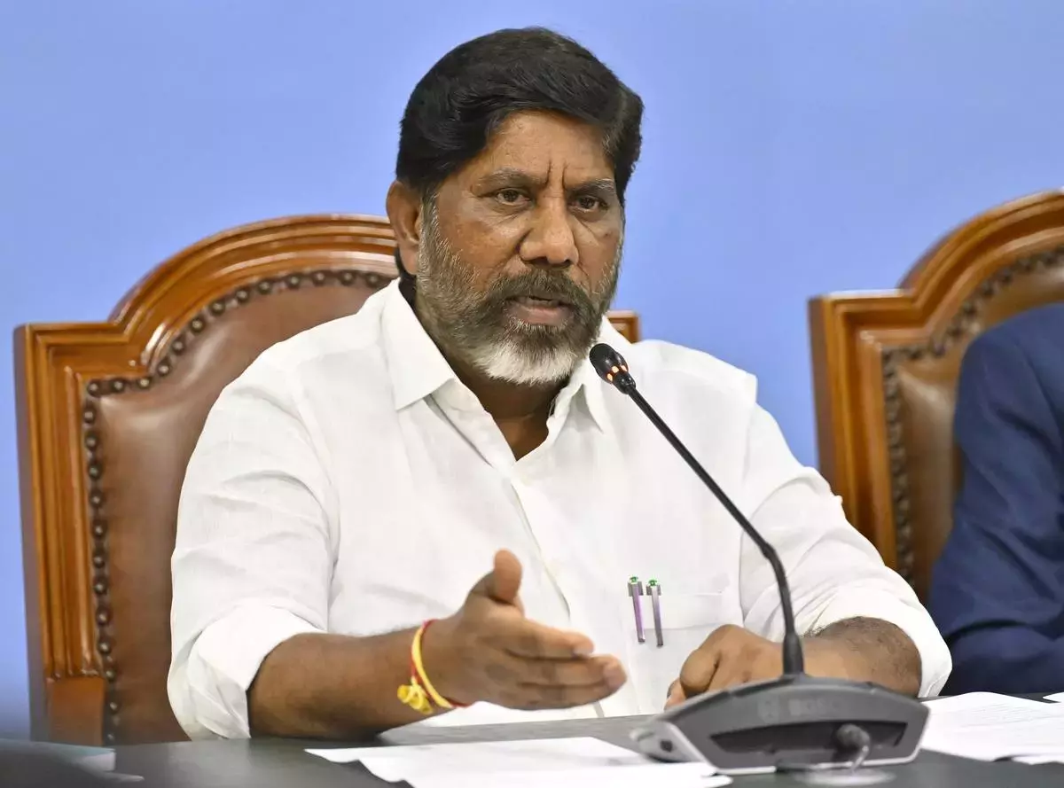 Telangana : मीटिंग के प्रतिनिधियों को लाने-ले जाने के लिए विशेष उड़ानें हेलीकॉप्टर Telangana : मीटिंग के प्रतिनिधियों को लाने-ले जाने के लिए विशेष उड़ानें हेलीकॉप्टर