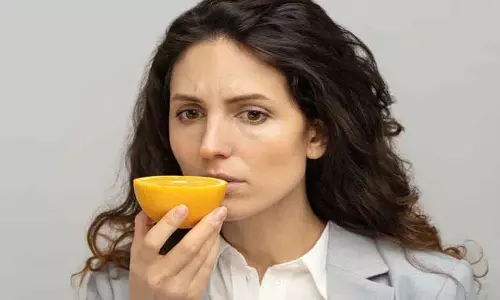 क्या आपकी नाक की सूंघने की शक्ति चली गई है? तो इन tips को फॉलो करें! क्या आपकी नाक की सूंघने की शक्ति चली गई है? तो इन tips को फॉलो करें!