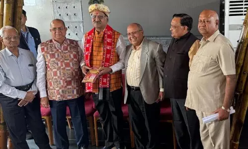 सांसद बृजमोहन अग्रवाल बेंगलुरु में उद्योगपतियों संग बैठक में हुए शामिल सांसद बृजमोहन अग्रवाल बेंगलुरु में उद्योगपतियों संग बैठक में हुए शामिल