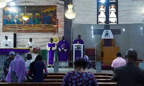 Nigeria में बढ़ते अपहरण पर फ्रांस सहयोग बढ़ाएगा: मैक्रों