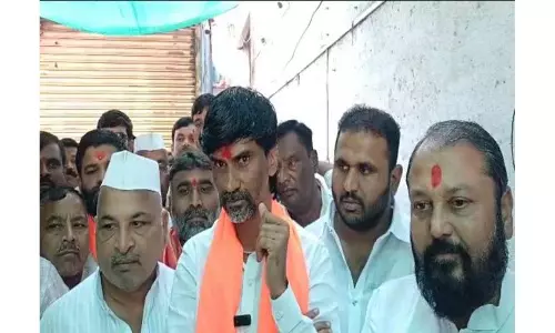 मैं अच्छा काम कर रहा हूं, मुझे मारने की साज़िश हो रही है - Manoj Jarange-Patil मैं अच्छा काम कर रहा हूं, मुझे मारने की साज़िश हो रही है - Manoj Jarange-Patil