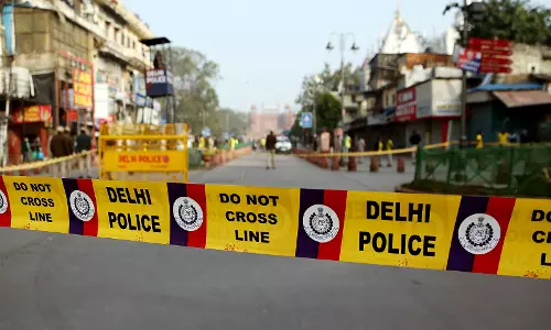अमन विहार में DTC बस चालक की पीट-पीटकर हत्या, एक गिरफ्तार अमन विहार में DTC बस चालक की पीट-पीटकर हत्या, एक गिरफ्तार